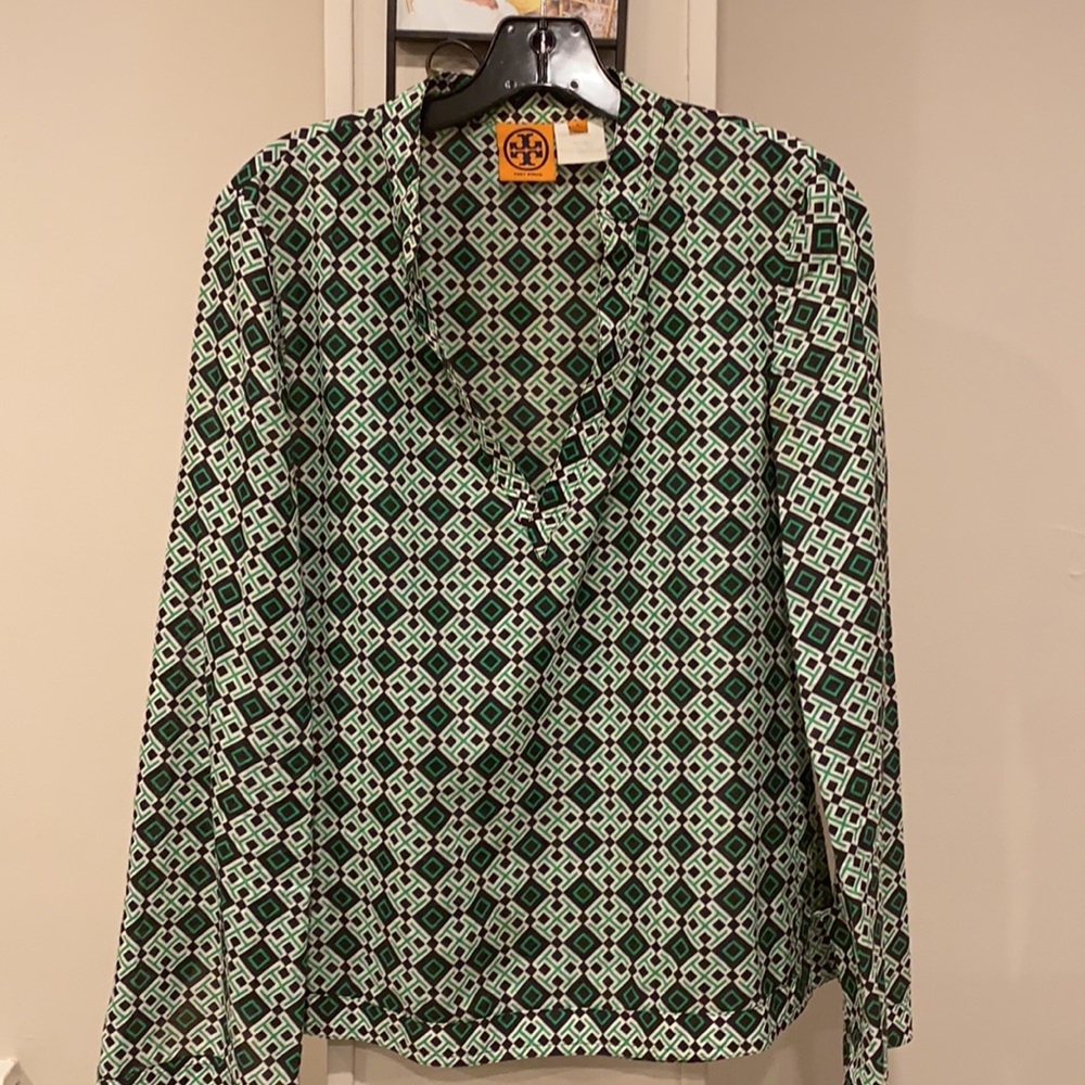 Tory Burch crop tunic logo print blouse side slit size 6 GC - Picture 5 of 16